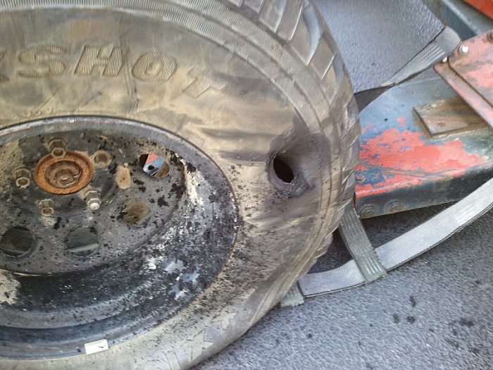 How to patch a sidewall hole-forumrunner_20110729_210113.jpg