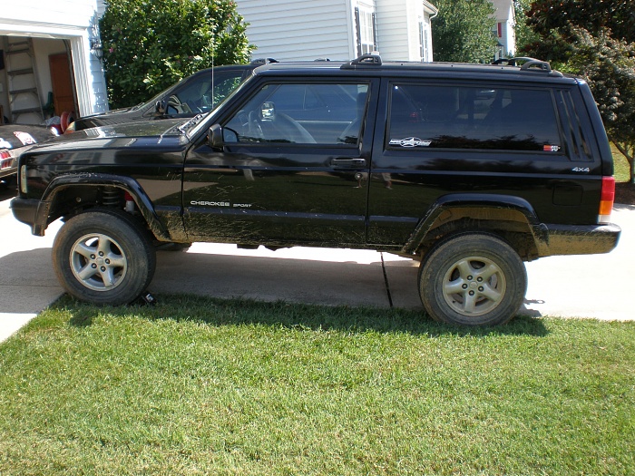 For everyone who wants to know how XX inch tires will look on X inch lift-p7020282.jpg