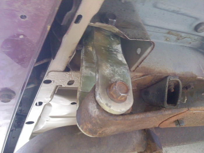 Help  flat leaf springs-forumrunner_20110828_185730.jpg