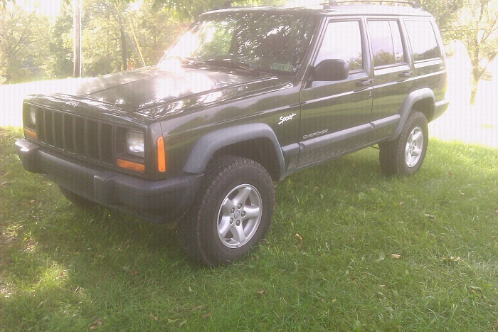 how many miles does your jeep have on it-forumrunner_20110913_200556.jpg