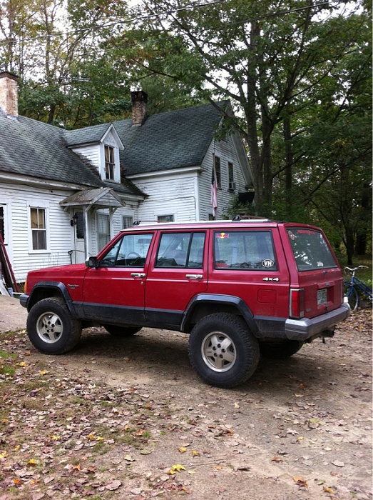 XJ Laredo-image-876358489.jpg