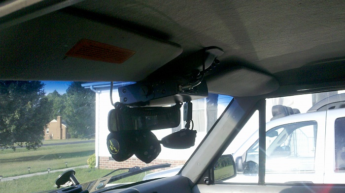 Looking for a location to mount my cb.-2011-07-28_18-35-40_726.jpg
