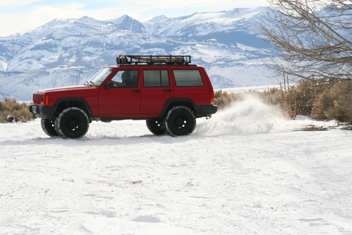 post the favorite picture of your jeep.-jeepsnownuts.jpg