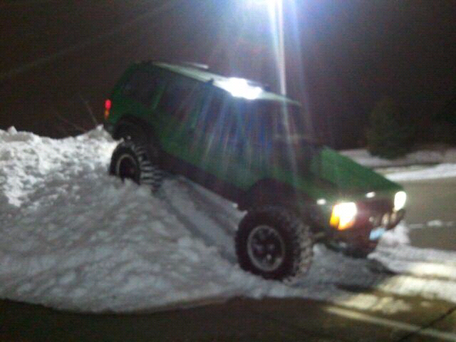 post the favorite picture of your jeep.-forumrunner_20111012_193447.jpg