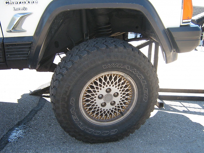 What size rims are needed to fit 265's ?? Or 31&quot;?-img_1044.jpg