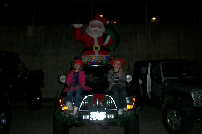post the favorite picture of your jeep.-20111-cmas-parade-023.jpg