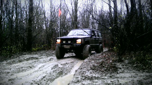 post the favorite picture of your jeep.-forumrunner_20111214_183250.jpg