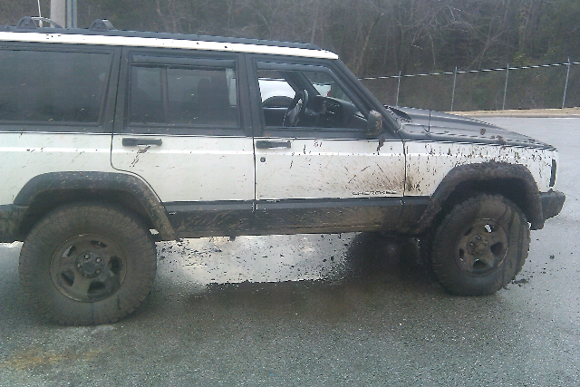Out Mudding Pics!!!-forumrunner_20111224_221305.jpg