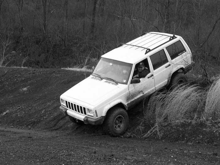 Official Week #7 Picture Contest-jeep-xj-b-w-053.jpg