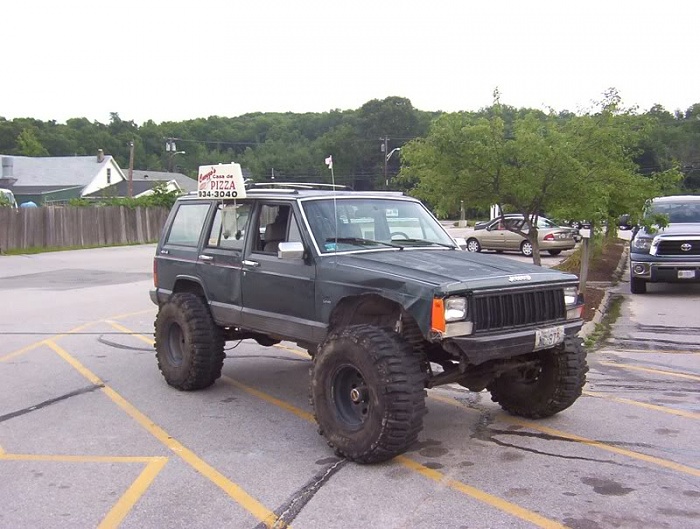 Lift to clear 35's with coil spacers and blocks!?!?-deliveryjeep-1.jpg