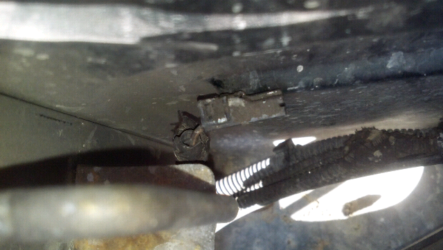 random wire connector-forumrunner_20120103_170424.jpg