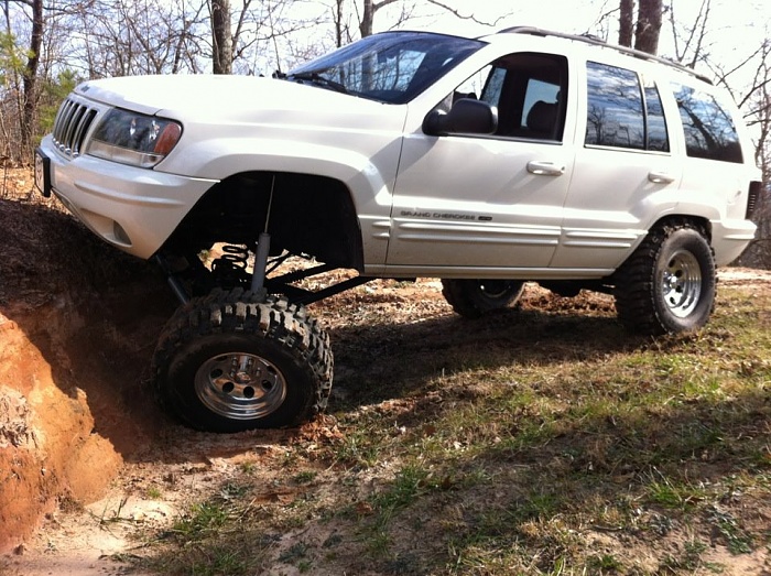 took the wj out this morning-trail.jpg