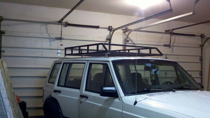 What did you do to your Cherokee today?-finallymountedroofrack.jpg