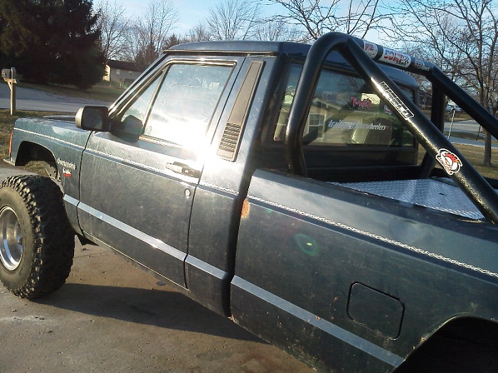 I wanna see the Comanche's (MJ) on here! Show me them MJ's!!!!-forumrunner_20120215_105035.jpg