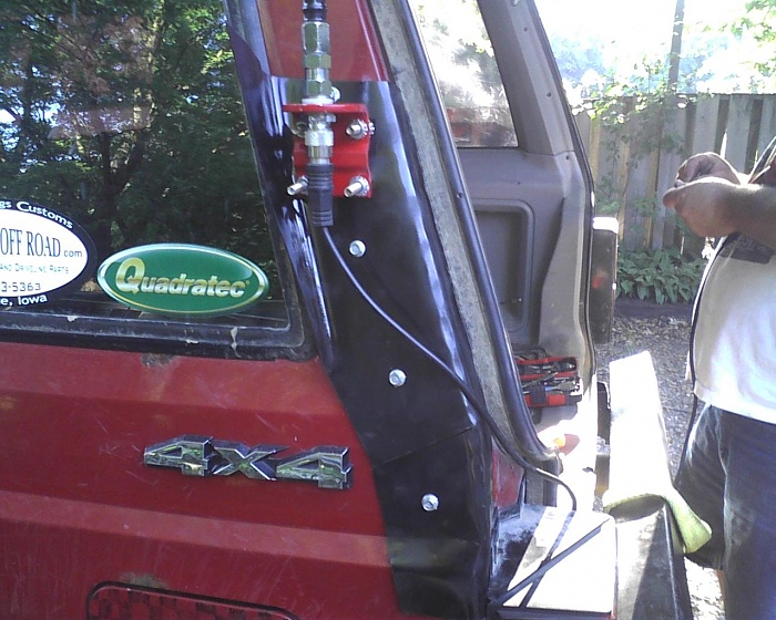 cb radio or no cb radio-photo07061805.jpg