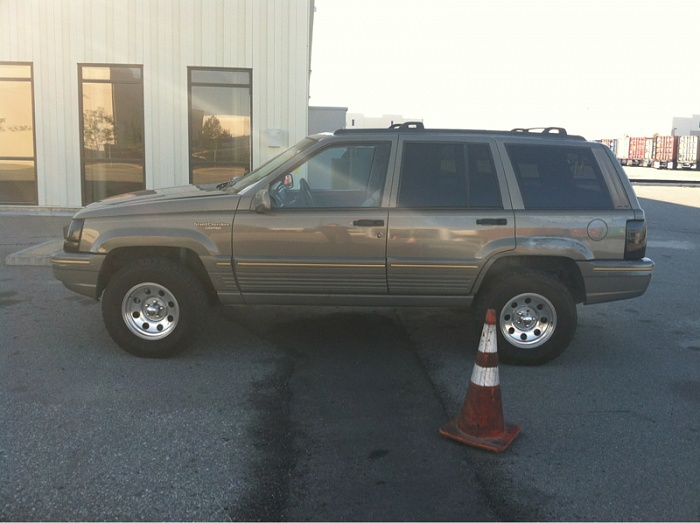 Does my zj look lifted to you?-image-1825205941.jpg