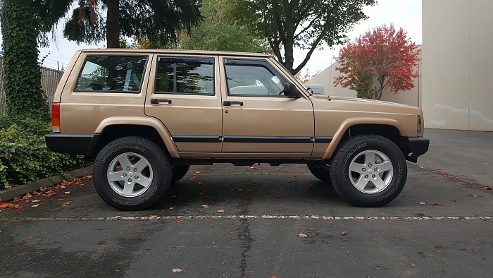1999 Desert Tan Cherokee XJ-20161007_120700.jpg