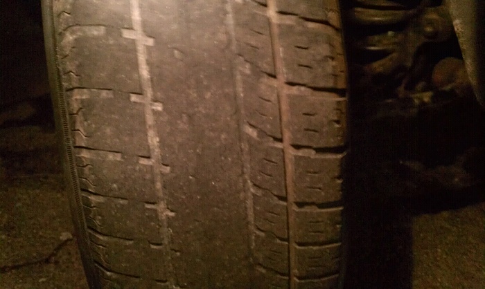 my front passenger tire is wearing uneven-forumrunner_20120316_202323.jpg