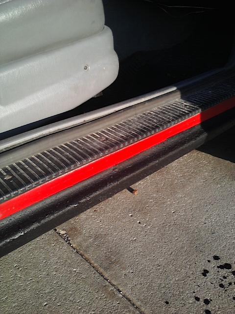 Bed liner on rockers and doors? wat ya think?-042702_1848-00-.jpg
