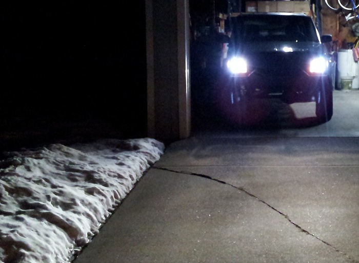 Just installed new headlights!-20130228_220850.jpg