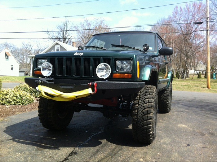 anyone running Smittybilt XRC rock sliders?-image-3043395436.jpg
