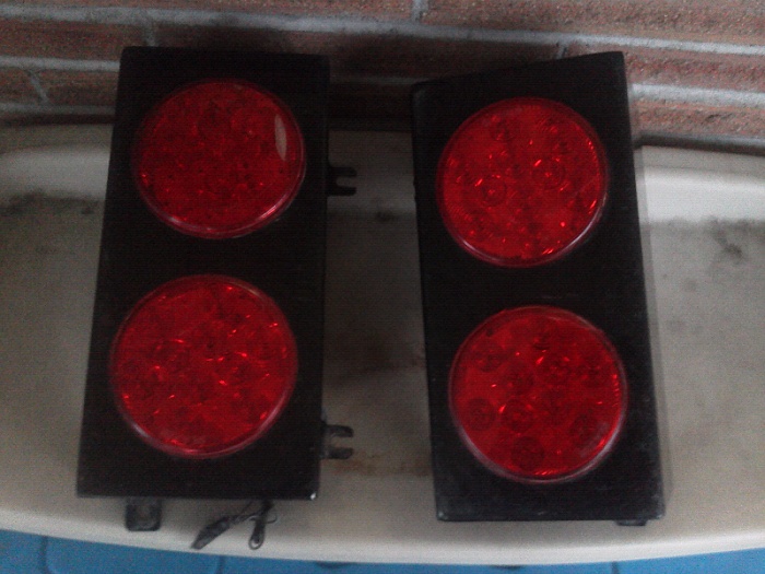 looking for help on wiring up led tail lights-forumrunner_20130413_182517.jpg