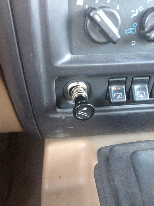 push button on 98 xj-image-1497991264.jpg