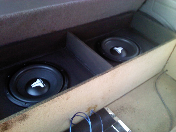 Storage box with subs and amp-p250413_18.53.jpg