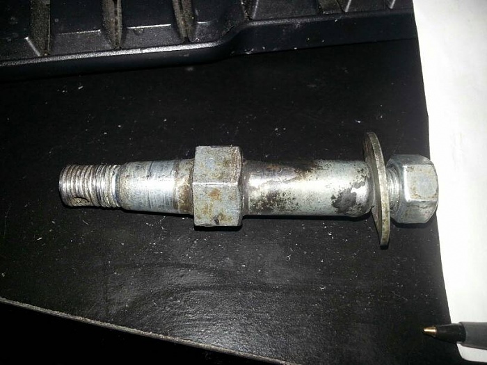 What is this called.. goes to steering stabilzer-uploadfromtaptalk1367779041958.jpg