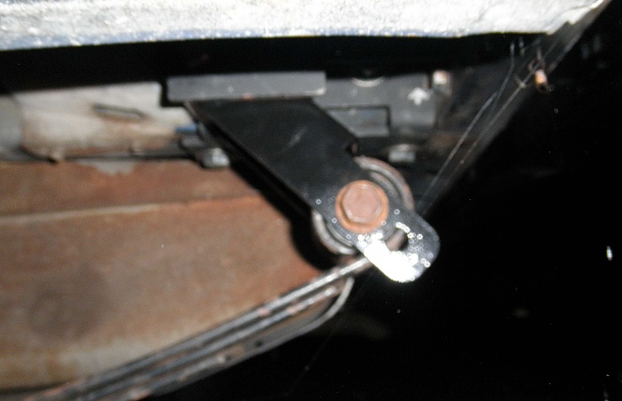 Shackle relocation without lift possible?-rc_shackle.jpg