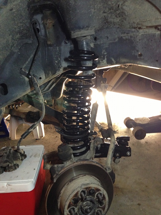 4.5&quot; coil spring install help!-image-59081156.jpg