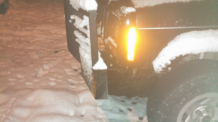 What do I do with front wheel well liners and electronigs behind bumper?-jeep-elt-2.jpg