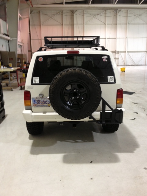 Rear tire carrier, lets see them!-cherokee-tire-carrier.jpg