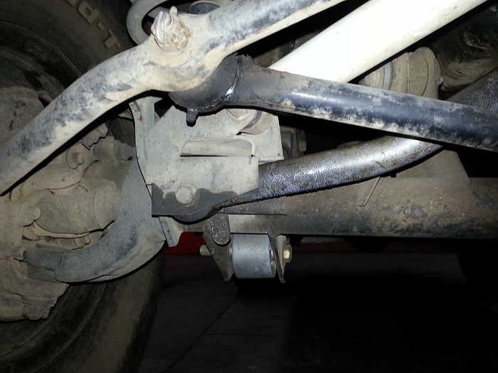 Whats limiting my axle droop?-20140102_170851.jpg