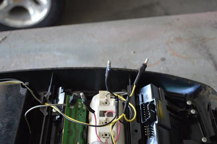WJ Overhead Console Install-577538_134673276723036_2086928780_n.jpg