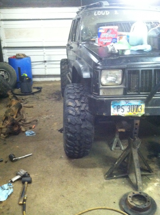 All axle compatibility for front and rear of xjs-image-2968497394.jpg