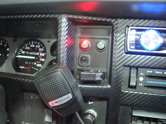 How did you mount your rocker switches?-dsc03487.jpg