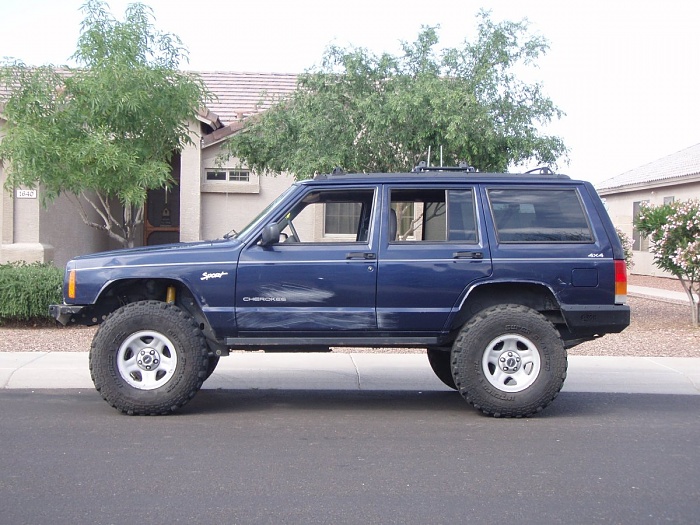 3&quot; lift and 35's pictures-lt-flat-side.jpg