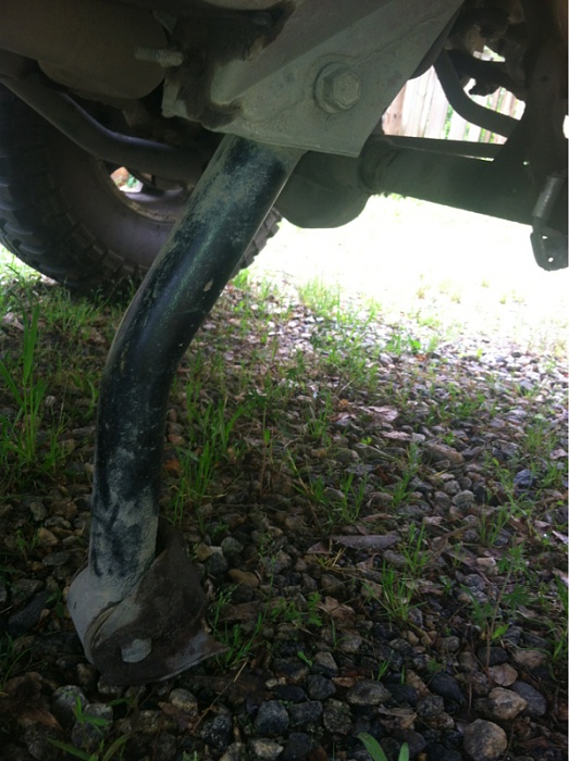 Broken lower control arm bracket-image-3228992669.jpg