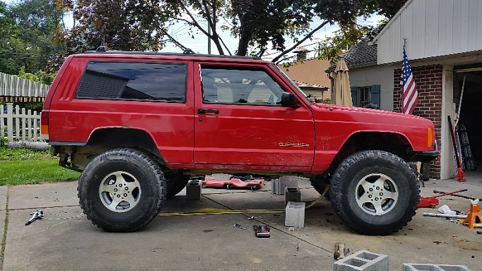 4.5&quot; Lift and 35s-forumrunner_20160928_151815.png