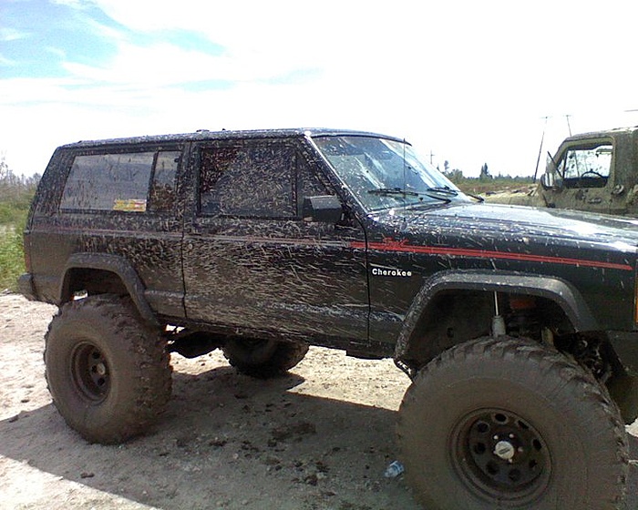 1987 Jeep xj on 37 can't stop good-61187_126418417409830_107183_n.jpg