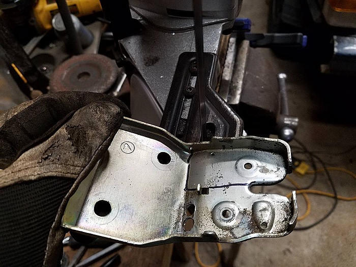 Installing an Interior Hatch Release in your XJ-gr9ggrl.jpg