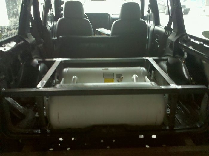 propane kit on 99 xj-tank1.jpg