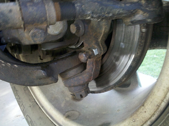 JKS swaybar mounts, tire clearance-img_20110711_181908.jpg