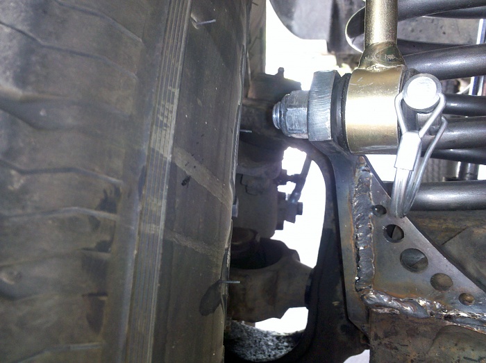 JKS swaybar mounts, tire clearance-img_20110711_181836.jpg