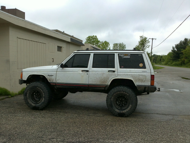 6.5&quot; lift with 33's and 35's please post pic's-jeep3.jpg