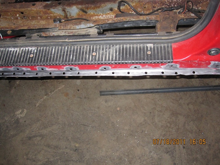 rocker help-image-160977301.jpg