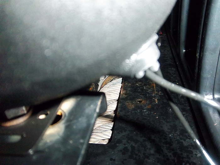 I have masterd HID lighting.-rubber.jpg