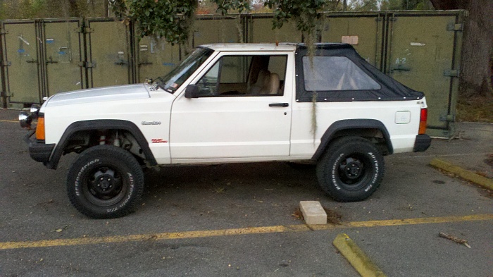 3 inch lift or new rear springs! 16 yr old needs help!-2011-11-22_06-19-49_97.jpg