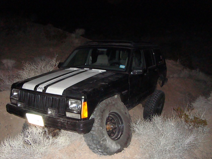 Who is running Iron rock offroad lift??-image-1073946144.jpg